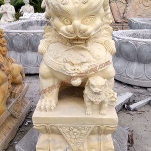 Tượng con nghê đá vàng đẹp - nghê tàu đá vàng - nghê đá phong thủy