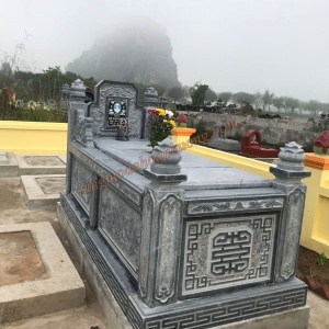 Mộ ngai đá, Xây mộ trước khi chết nên hay không?Mộ đá không mái, Mặt trước mộ bành đá đẹp, mộ tam sơn