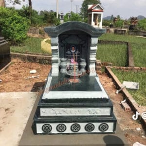 Mộ tam cấp đá mái vòm 83