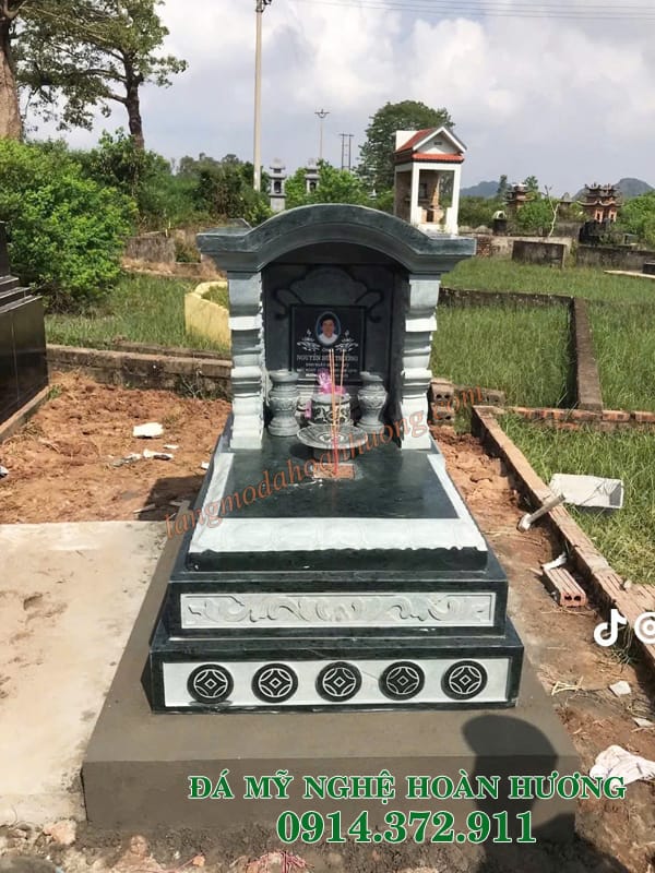 Mộ tam cấp đá mái vòm 83 Mộ tam cấp đá mái vòm 83